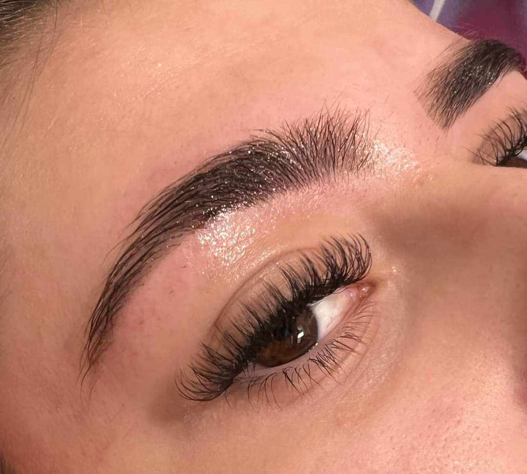 YY lashes - Paisleys Beauty Room