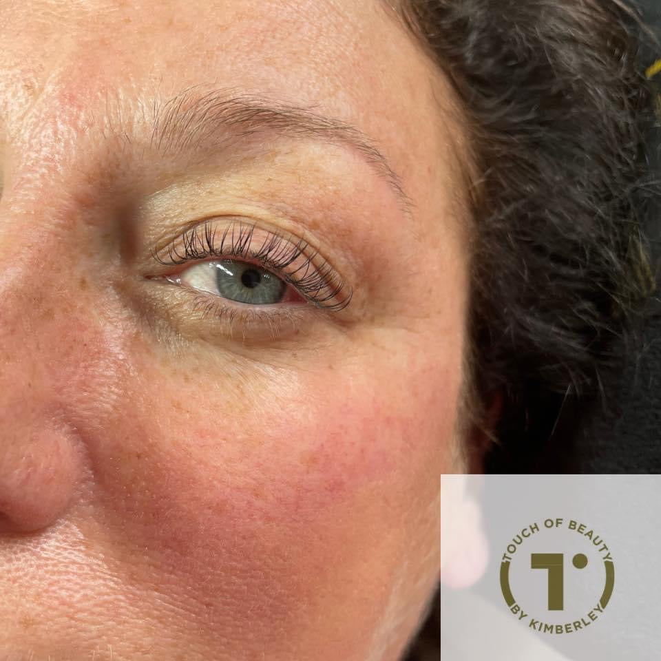 Flat lashes - Paisleys Beauty Room