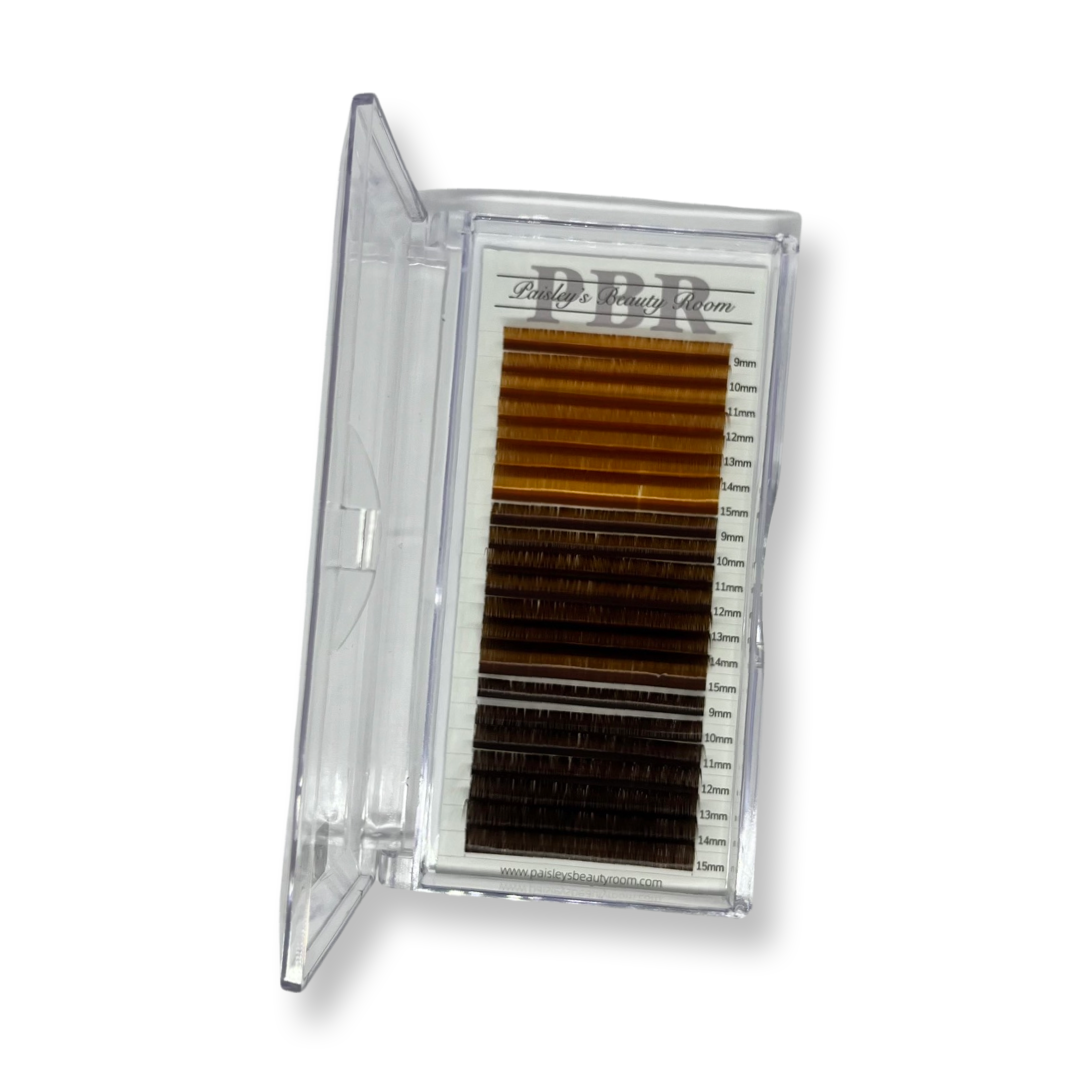 PBR coloured 0.05 curl regular fanning lash extensions - 21 rows - Paisleys Beauty Room