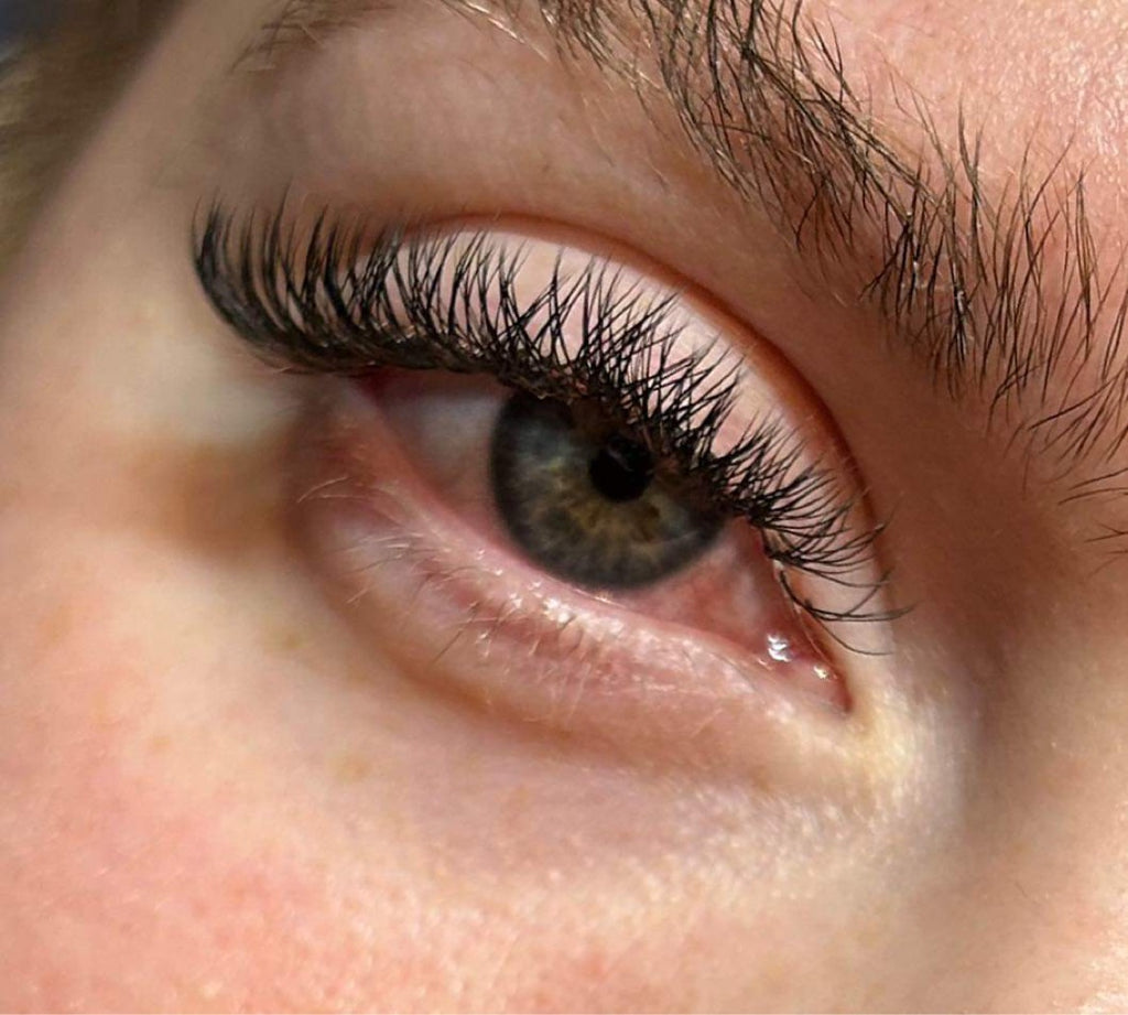 YY lashes - Paisleys Beauty Room